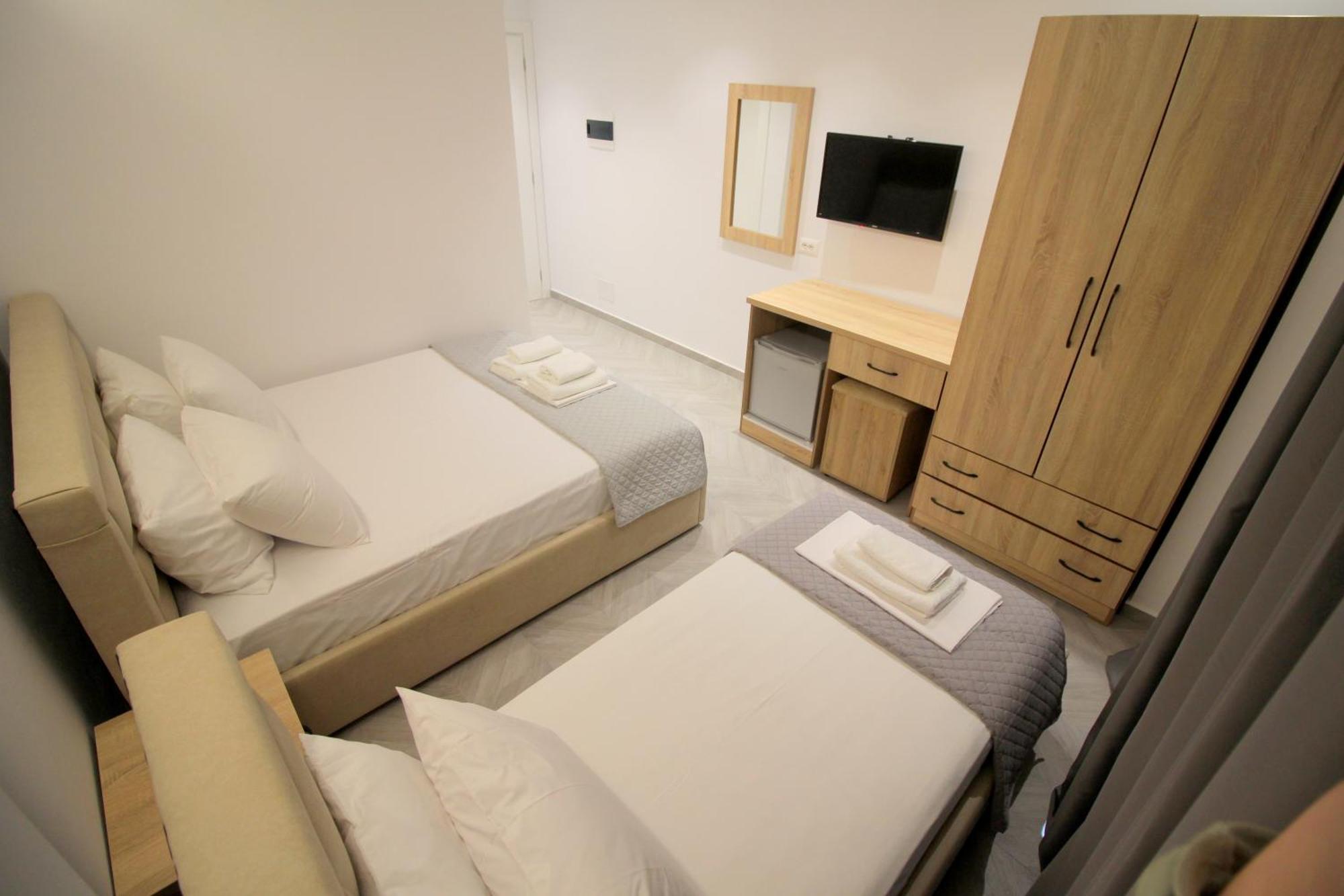 Noa Boutique Hotel Ksamil Quarto foto