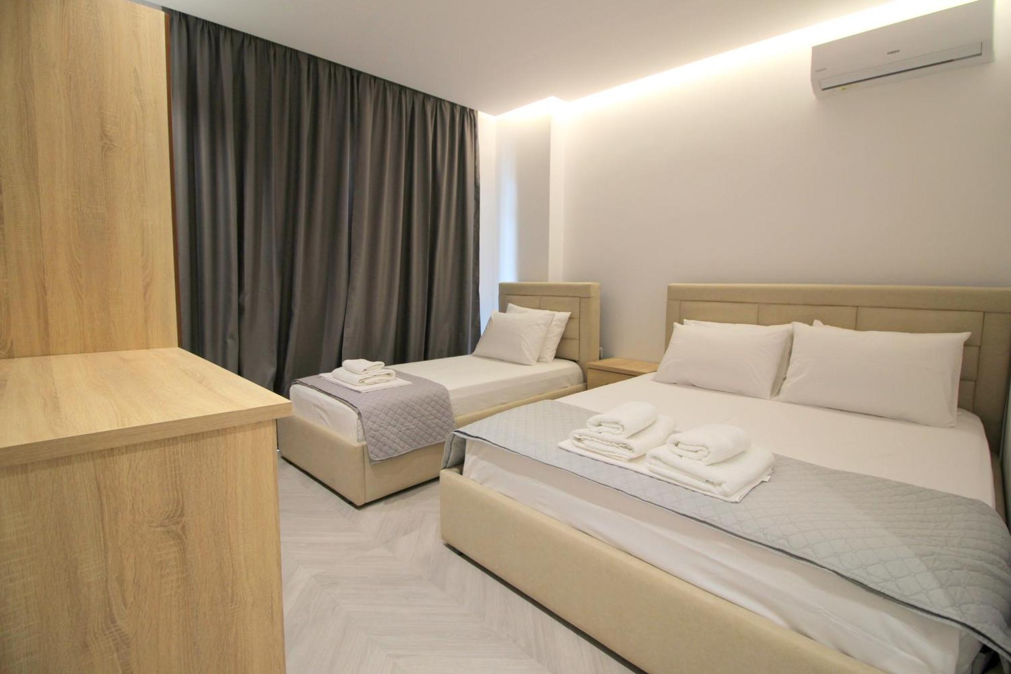 Noa Boutique Hotel Ksamil Quarto foto