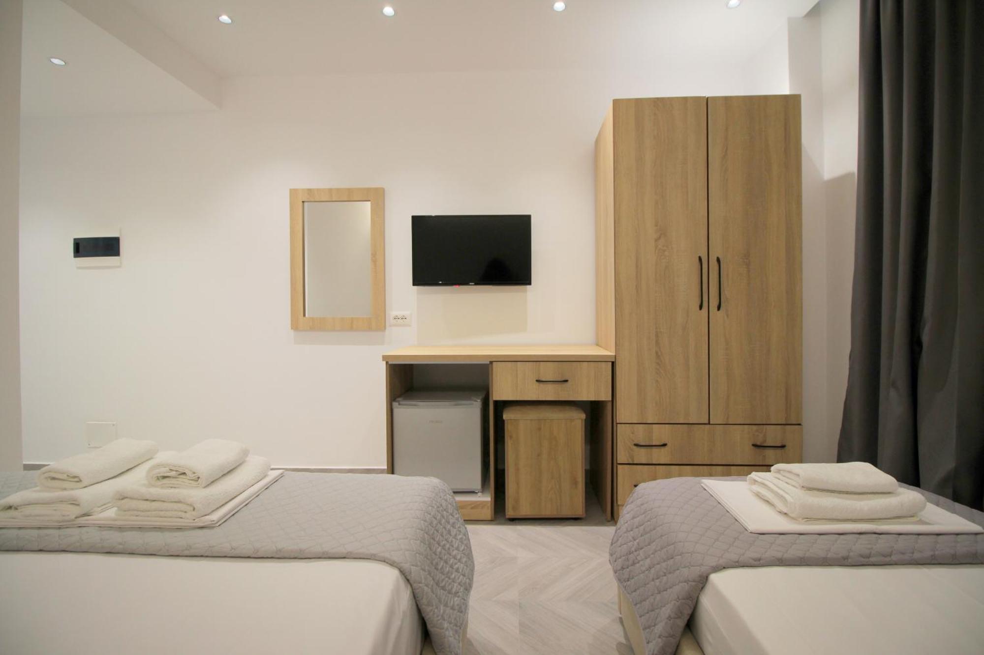 Noa Boutique Hotel Ksamil Quarto foto