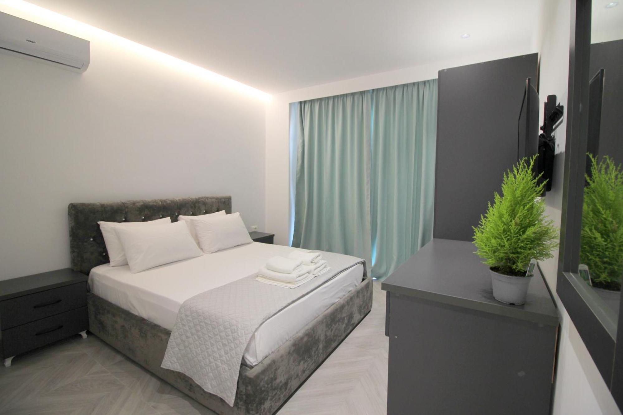 Noa Boutique Hotel Ksamil Quarto foto